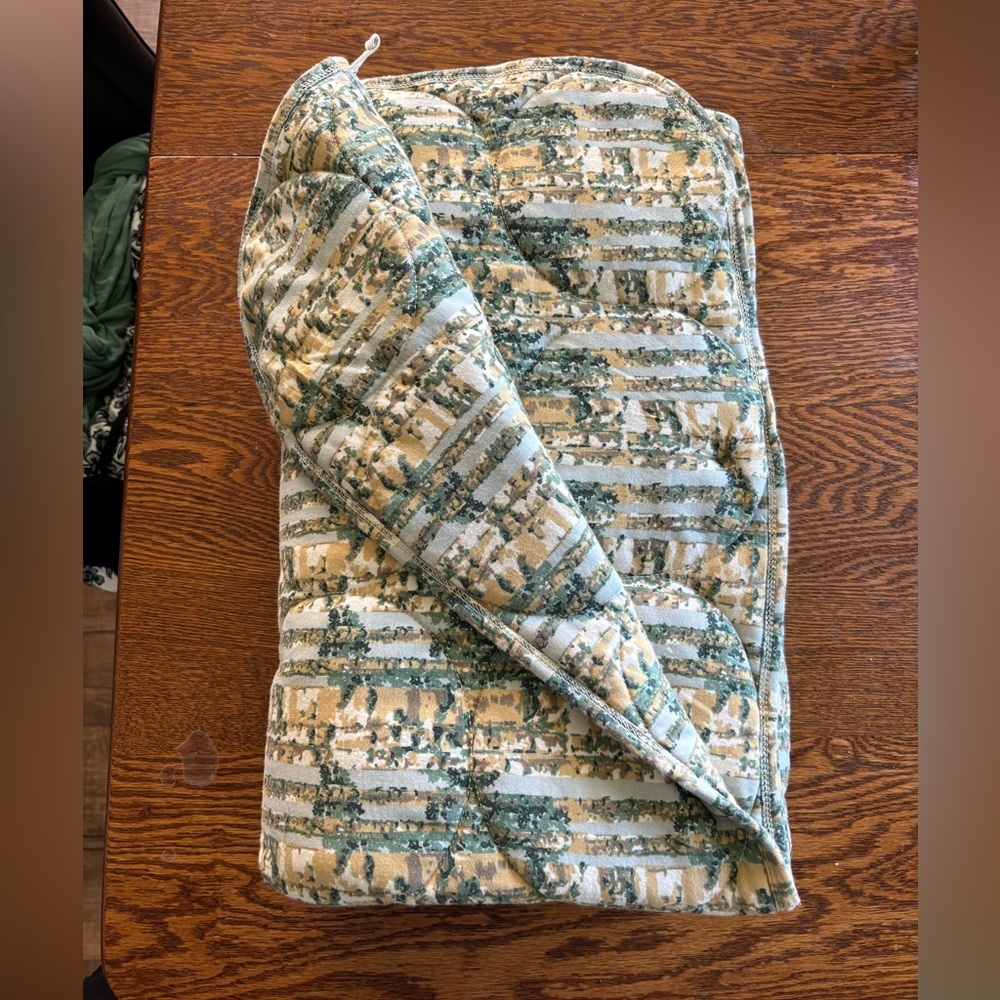 Kate Quinn Circle Quilt- Country Forest